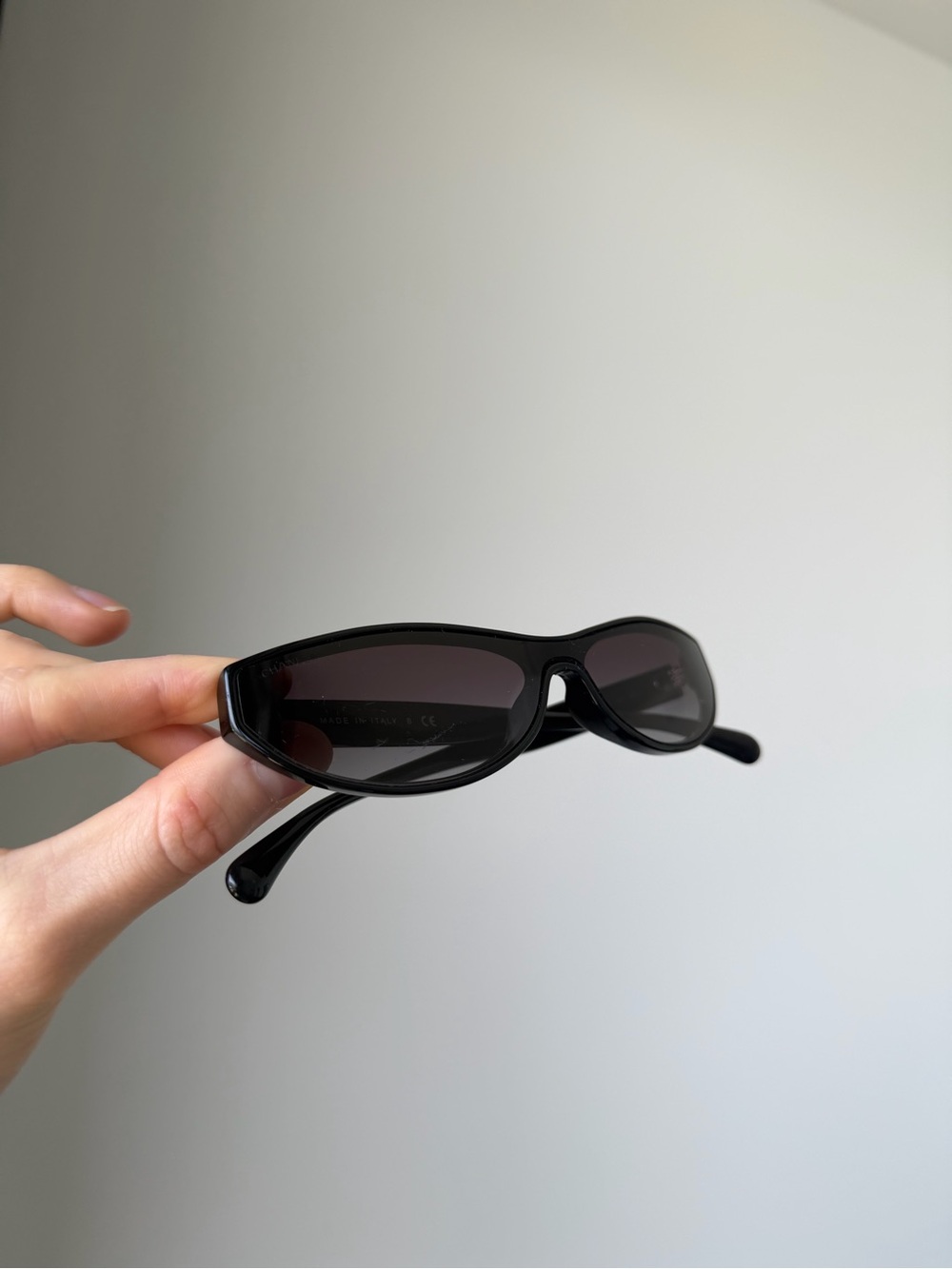 Chanel Cat-Eye 5415 sunglasses Lily-Rose Depp - Picture 8 of 14